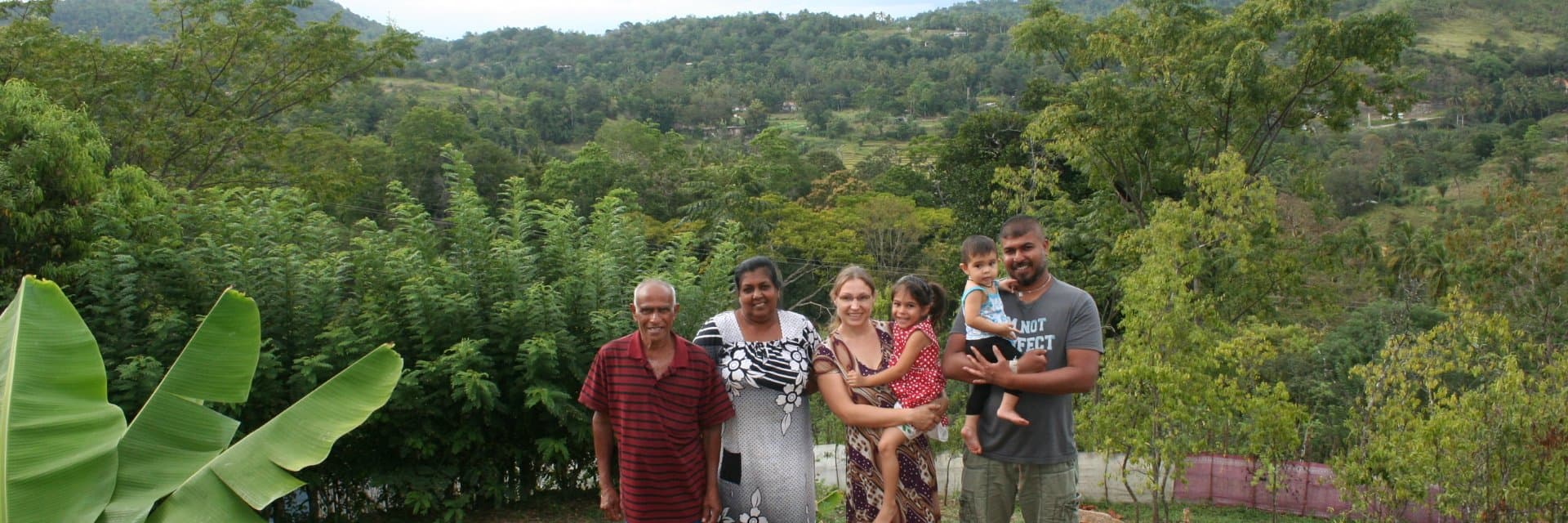 Sandalwood Valley homestay en tours